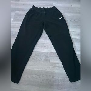 BRAND NEW! Women’s Nike Fleece and waistband Sweatpants!